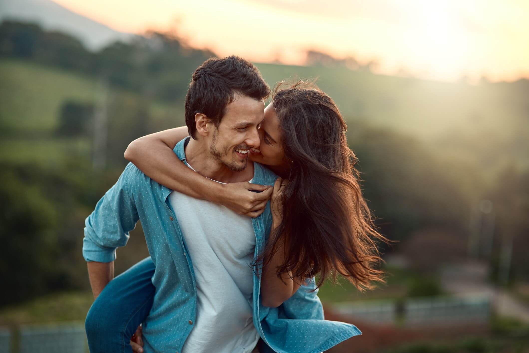Ocitocina: conheça e saiba estimular o “hormônio do amor”