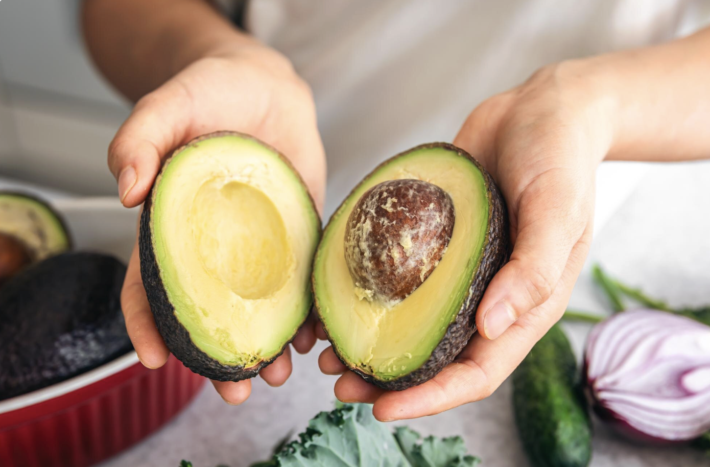 Benefícios Do Abacate: Por Que e Como Inserir Esse Alimento Em Sua Dieta?